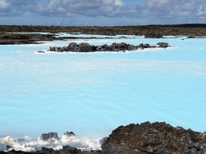 blue-lagoon-iceland-2423737_1920